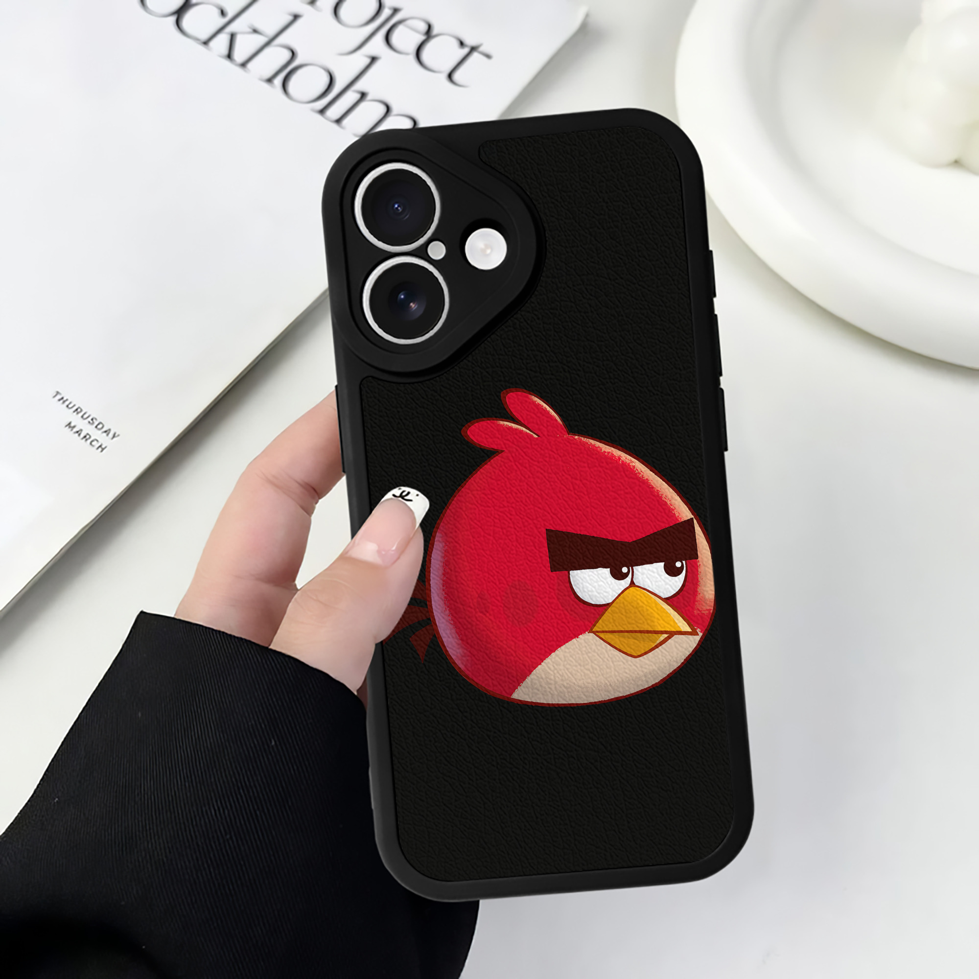 （画像用） Angry Birds アングリーバード 【iPhone 16シリーズ対応】シリコンスマホケース（レザー調） 材質：シリコン